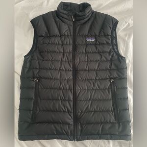 Patagonia Men's Down Sweater Vest in Black Size Small